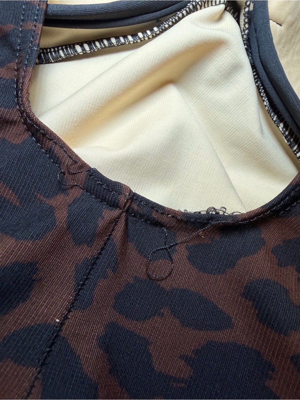 Miraclesuit Animal Print One Piece Swimsuit Medium 8 10 Underwire Tummy Control - Picture 16 of 16